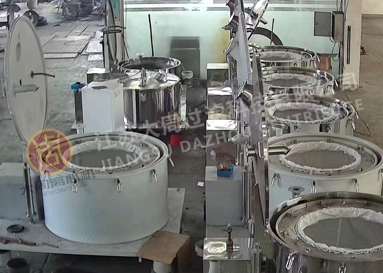 平板吊袋離心機(jī)在處理大批量物料方面具有顯著優(yōu)勢(shì)